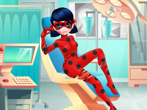free online games - Dotted Girl Ambulance For Superhero