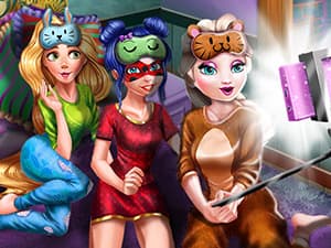 free online games - BFFs Sleepover Selfie